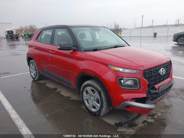 HYUNDAI VENUE ESSENTIAL AUTO IVT WITH TWO-TONE BODY COLOUR - 1