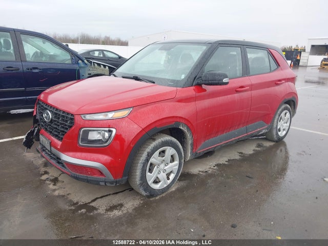 HYUNDAI VENUE ESSENTIAL AUTO IVT WITH TWO-TONE BODY COLOUR - 2