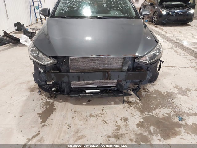 HYUNDAI ELANTRA GL - 6