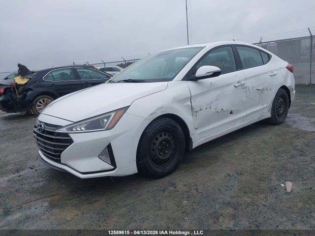 HYUNDAI ELANTRA PREFERRED - 2