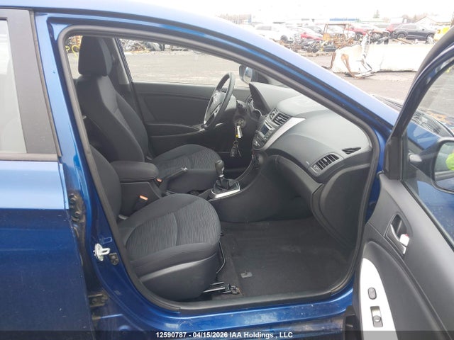 HYUNDAI ACCENT SE - 5