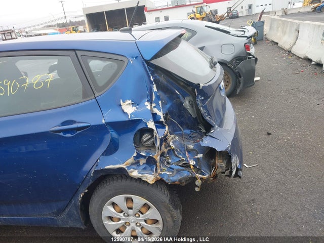 HYUNDAI ACCENT SE - 6