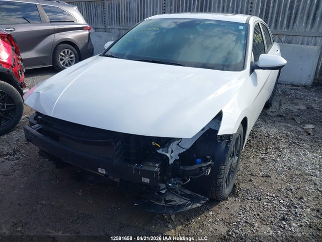 HYUNDAI ELANTRA PREFERRED IVT WITH TECH PACKAGE - 2