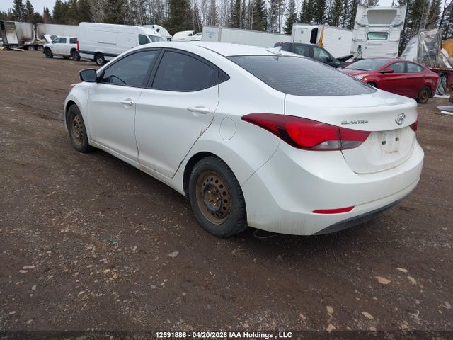 HYUNDAI ELANTRA GL - 3