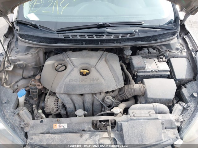 HYUNDAI ELANTRA - 10