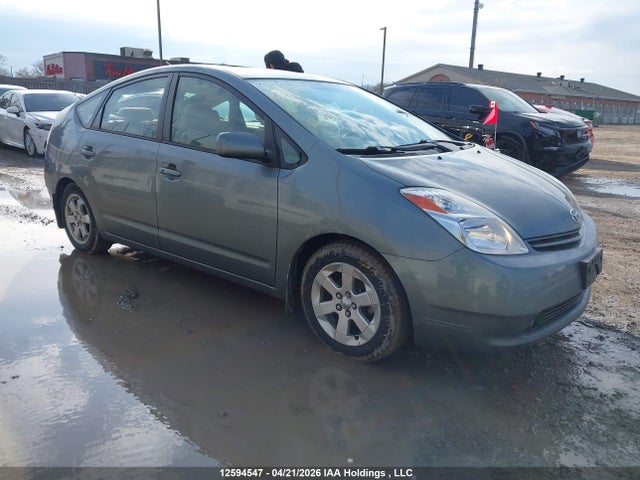 TOYOTA PRIUS - 1
