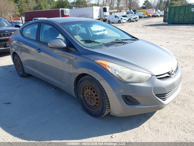 HYUNDAI ELANTRA - 1