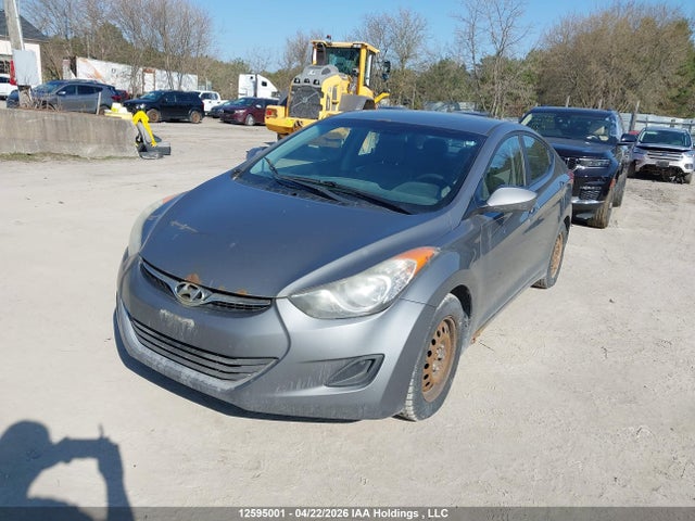 HYUNDAI ELANTRA - 2