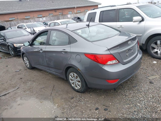 HYUNDAI ACCENT - 3