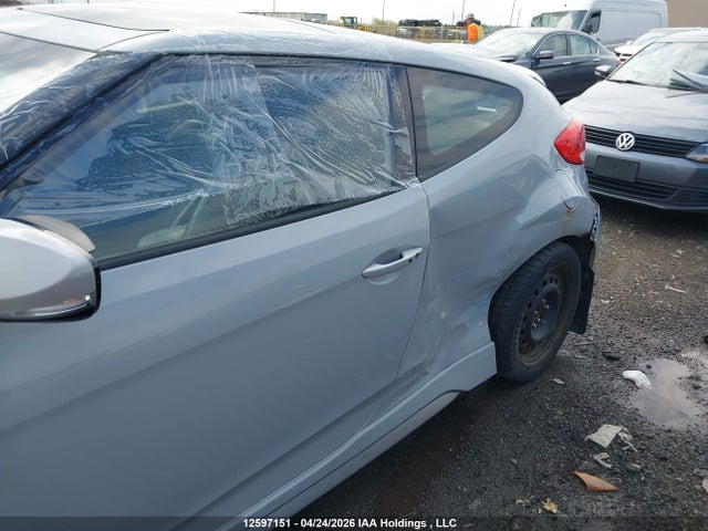 HYUNDAI VELOSTER TURBO - 6