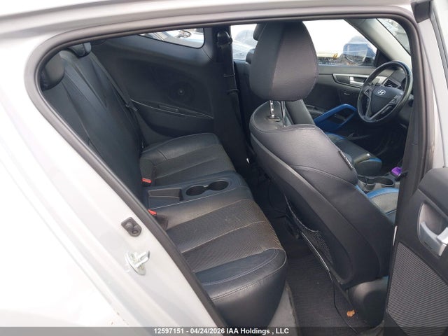 HYUNDAI VELOSTER TURBO - 8