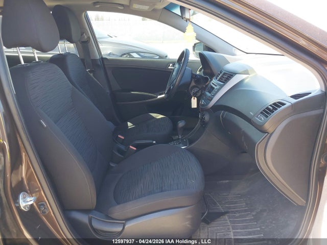 HYUNDAI ACCENT - 5