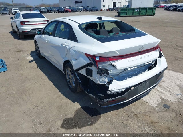 HYUNDAI ELANTRA SEL SPORT - 3