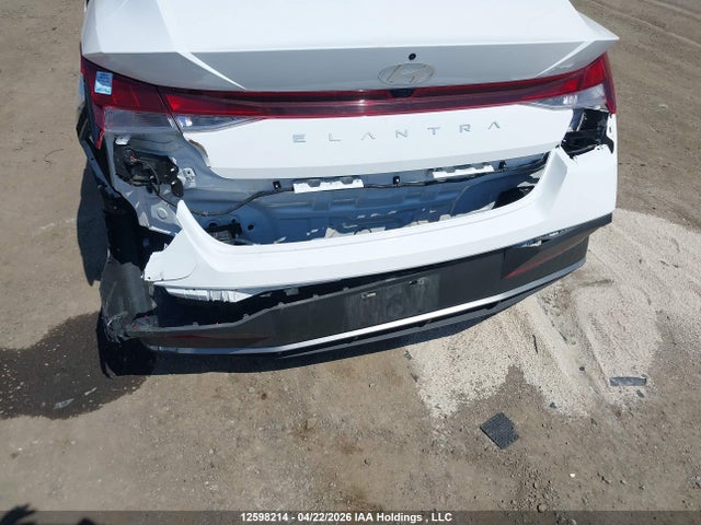 HYUNDAI ELANTRA SEL SPORT - 6