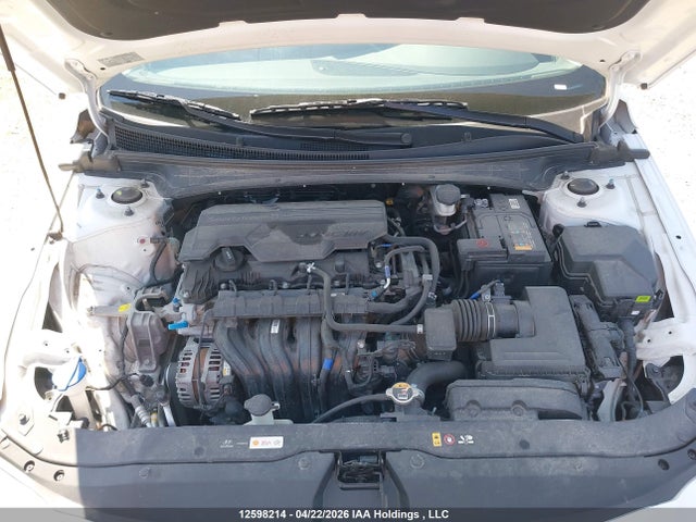 HYUNDAI ELANTRA SEL SPORT - 9