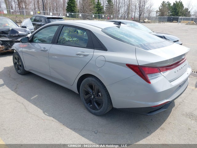 HYUNDAI ELANTRA SEL - 3