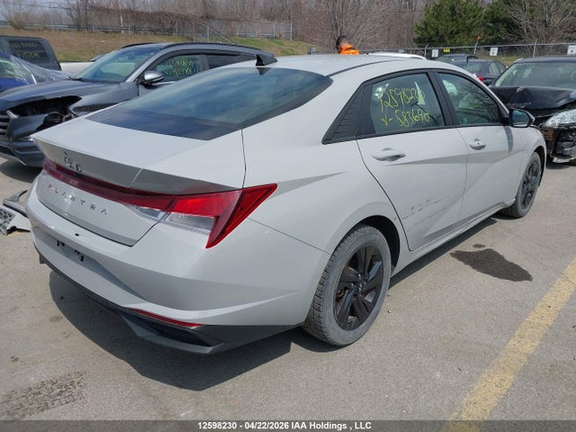 HYUNDAI ELANTRA SEL - 4