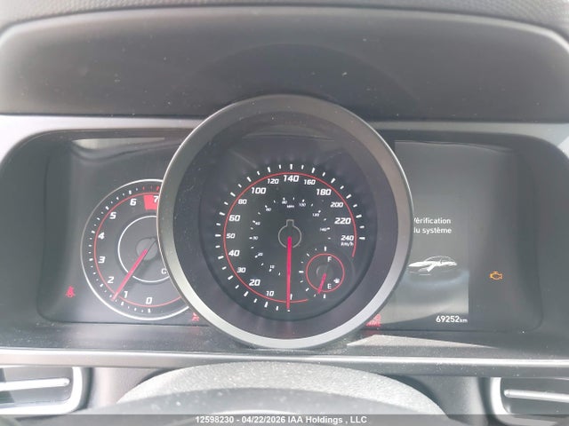 HYUNDAI ELANTRA SEL - 7