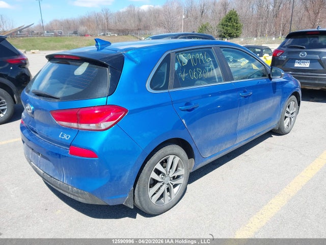 HYUNDAI ELANTRA GT GL - 4