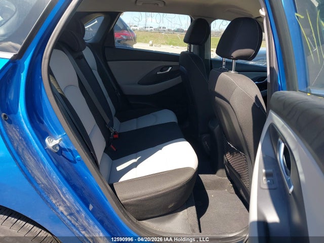 HYUNDAI ELANTRA GT GL - 8