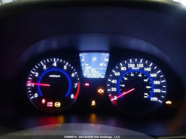 HYUNDAI ACCENT GLS - 7