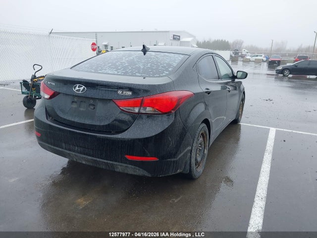 HYUNDAI ELANTRA GL - 4