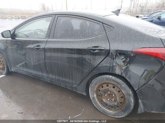 HYUNDAI ELANTRA GL - 6