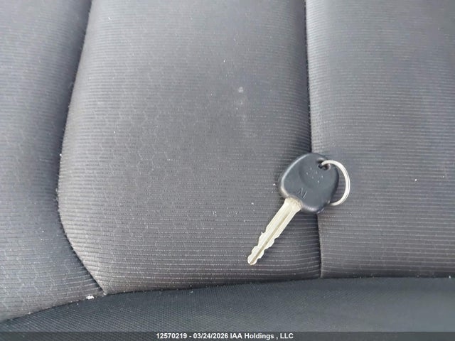 HYUNDAI ELANTRA - 10