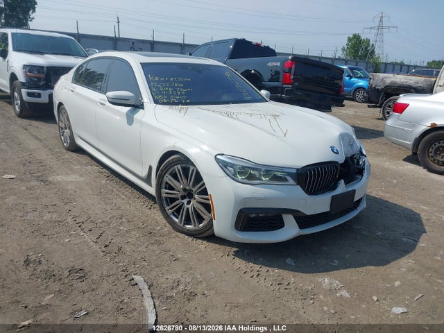 2016 BMW 750