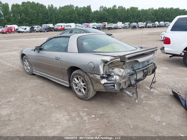 2001 Chevrolet CAMARO 照片 3