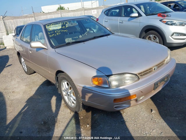 1996 Toyota CAMRY LE — фото 1