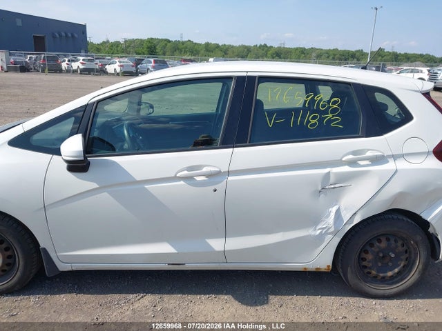 2015 Honda FIT LX 照片 15