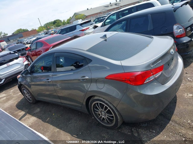 صورة 14 لـ 2013 Hyundai ELANTRA GLS/LIMITED