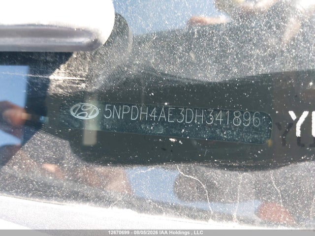 صورة 20 لـ 2013 Hyundai ELANTRA