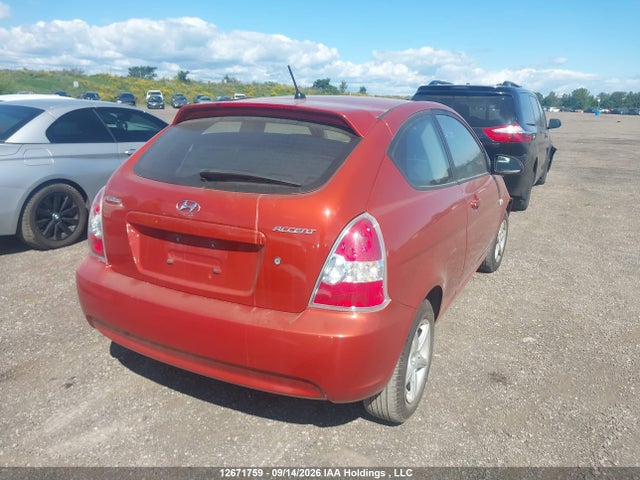 2009 Hyundai ACCENT SE 照片 4
