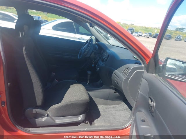 2009 Hyundai ACCENT SE 照片 5