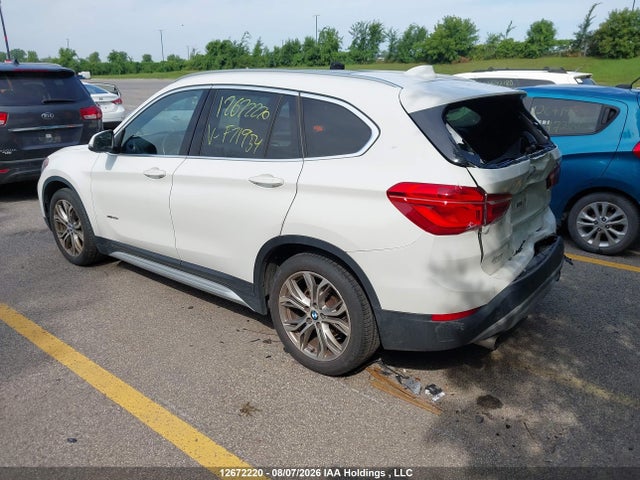 2017 BMW X1 照片 3