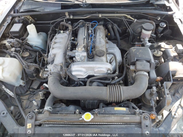 2001 Mazda MX-5 MIATA 1.8 — фото 10