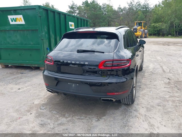 صورة 16 لـ 2017 Porsche MACAN