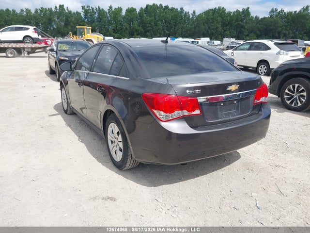 2014 Chevrolet CRUZE photo 3