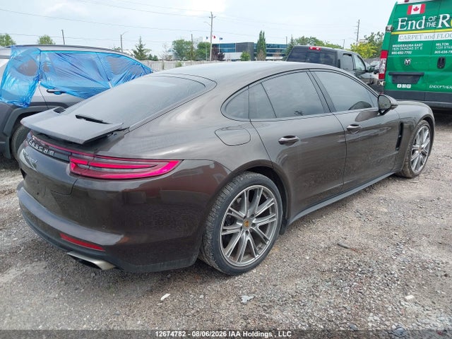 صورة 4 لـ 2019 Porsche PANAMERA 4