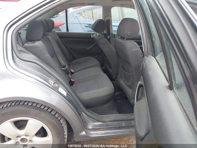 2005 Volkswagen JETTA GLS TDI 照片 8
