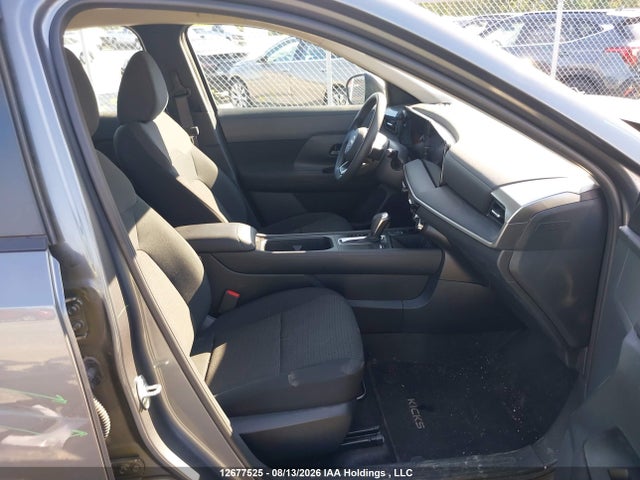 صورة 5 لـ 2025 Nissan KICKS S