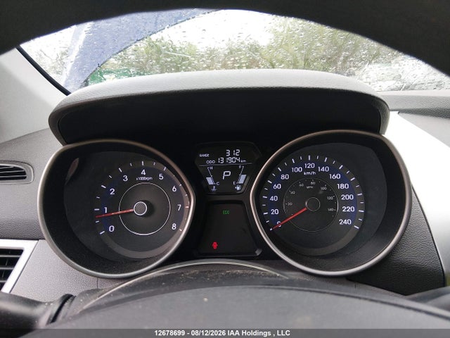 2013 Hyundai ELANTRA 照片 7