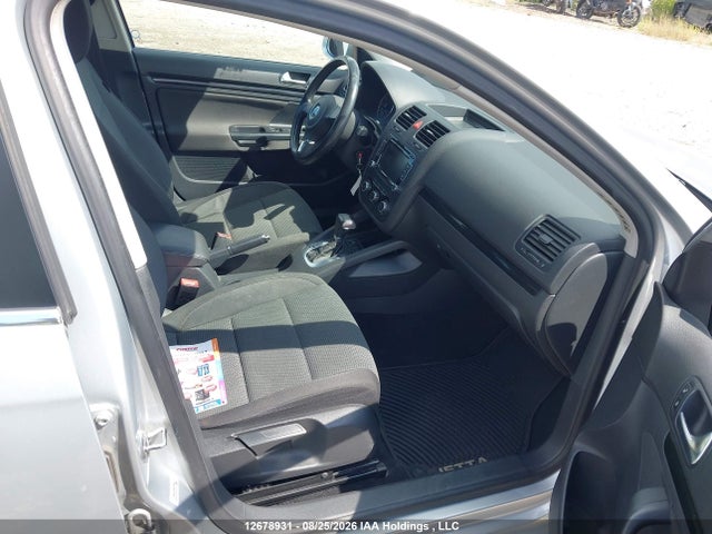 2010 Volkswagen JETTA S 照片 5