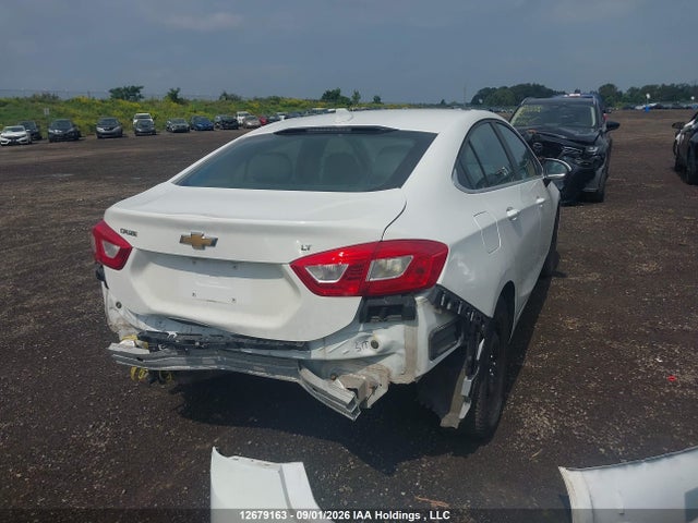 2016 Chevrolet CRUZE photo 4