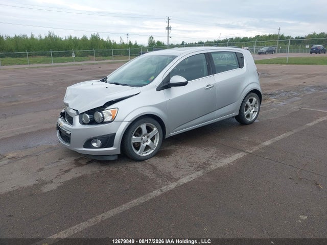 2014 Chevrolet SONIC LT — фото 2