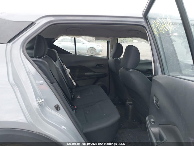 2023 Nissan KICKS S 照片 8