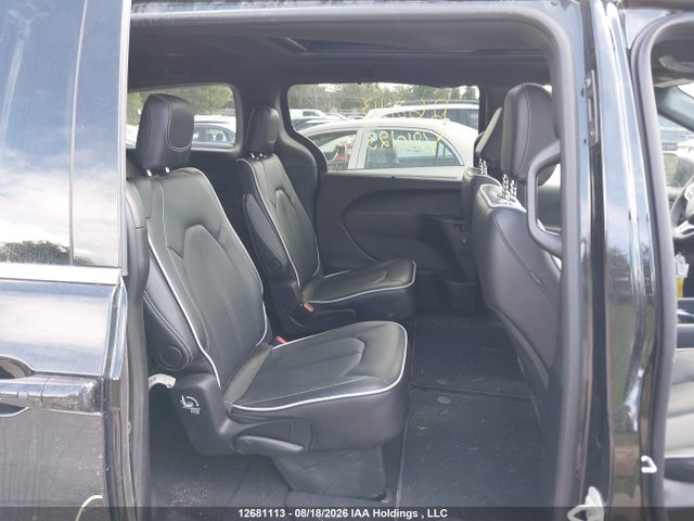 2026 Chrysler PACIFICA LIMITED — миниатюра 8