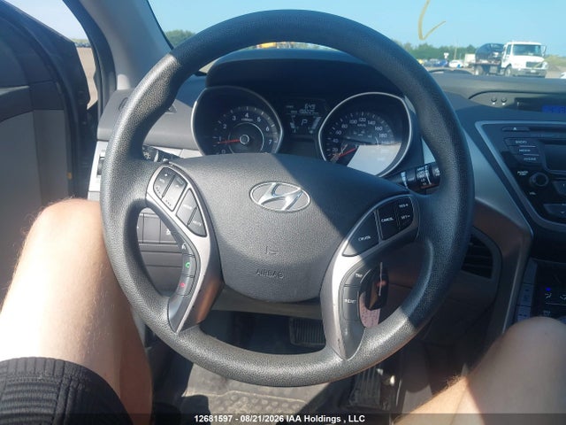 2013 Hyundai ELANTRA GLS/LIMITED 照片 16
